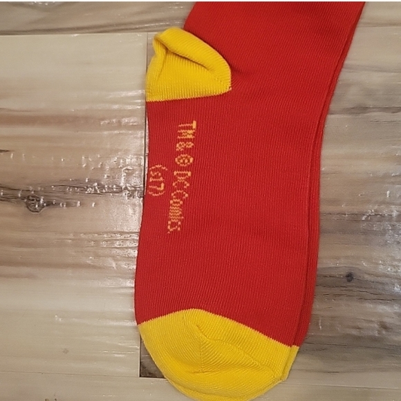 NWT Bioworld The Flash Knee High Socks - Picture 5 of 11